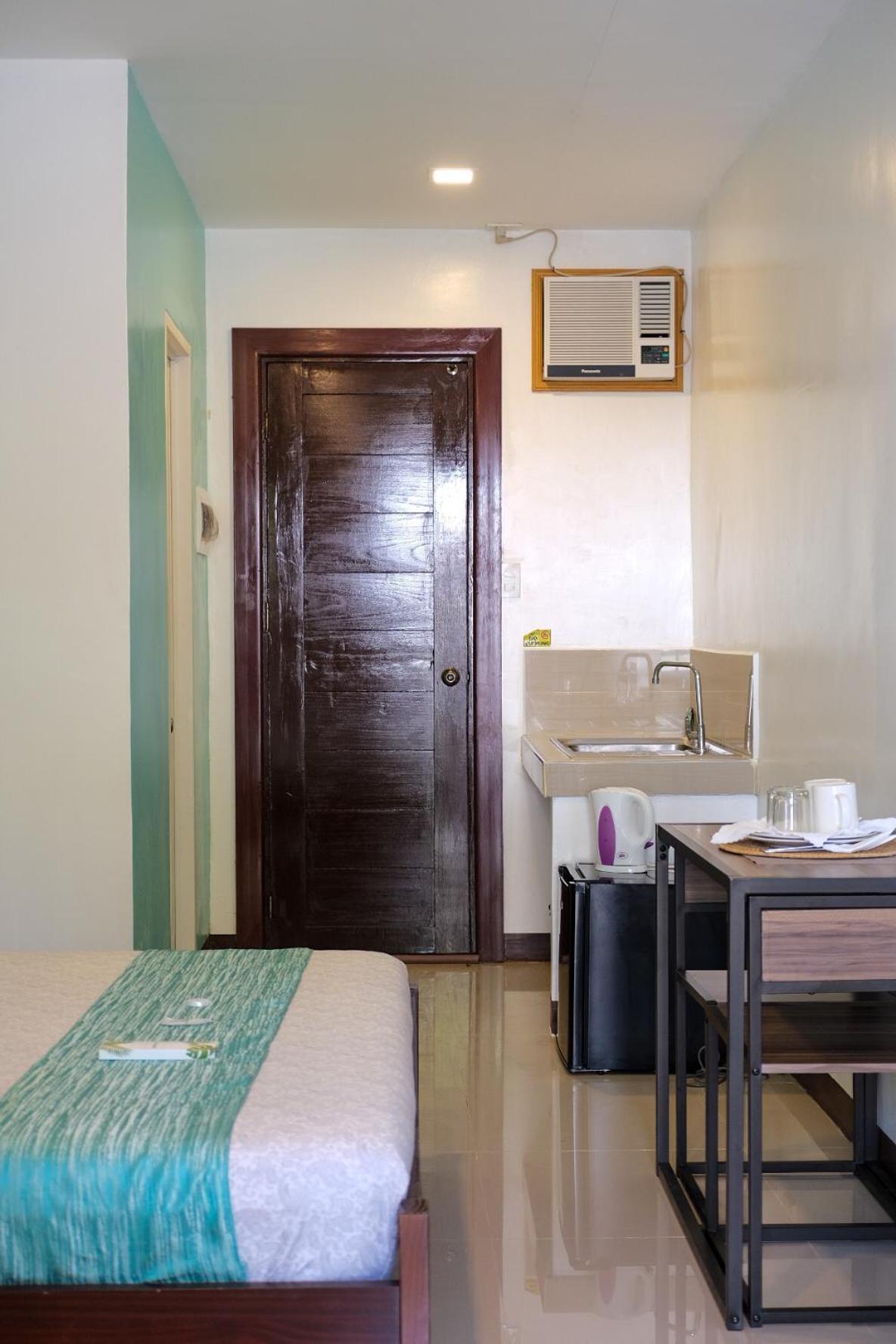 Casa D' Hiyas Homestay Panglao, Bohol Экстерьер фото